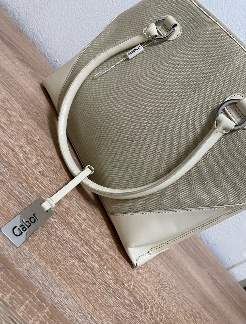 Gabor Tasche