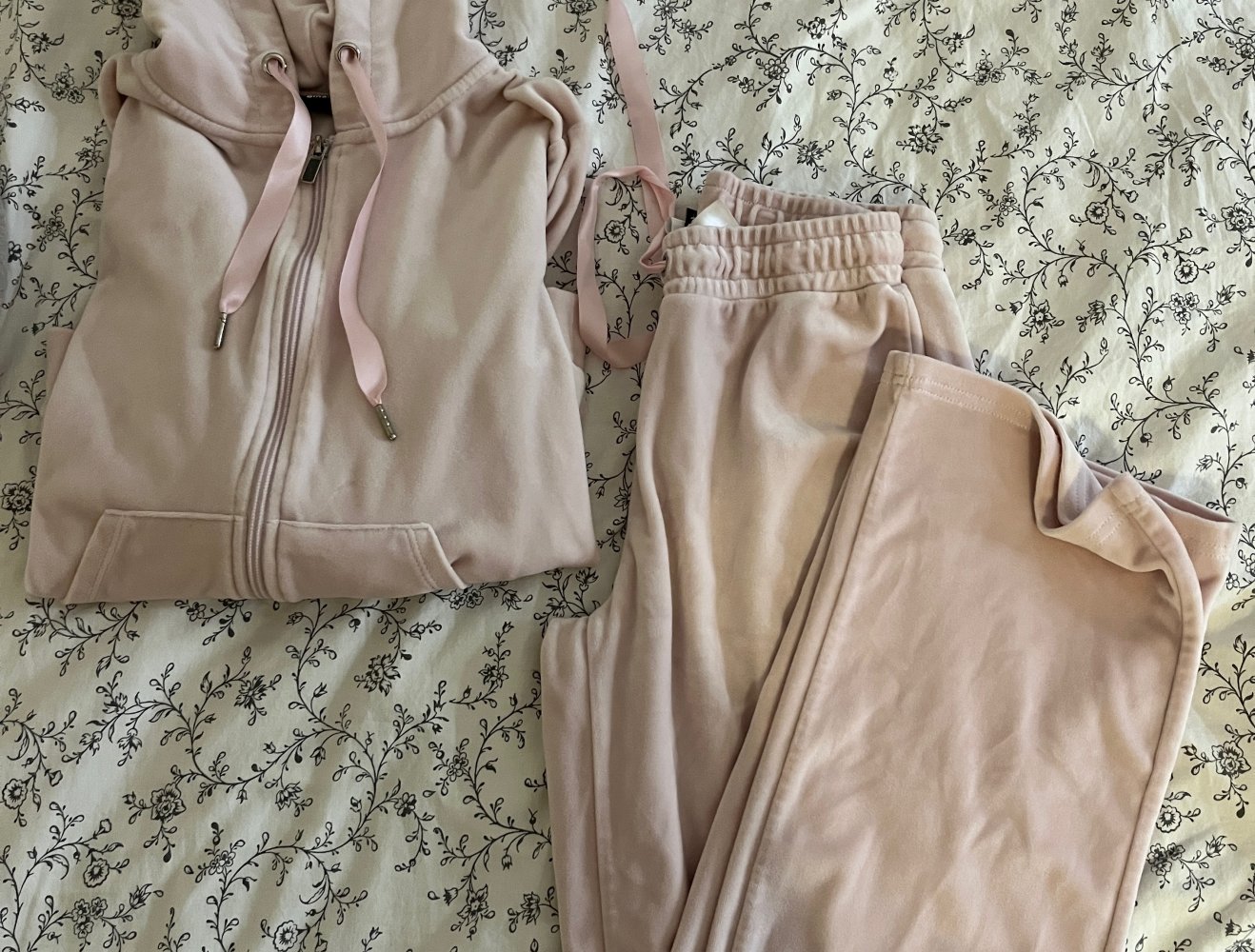 Anzug Light Pink