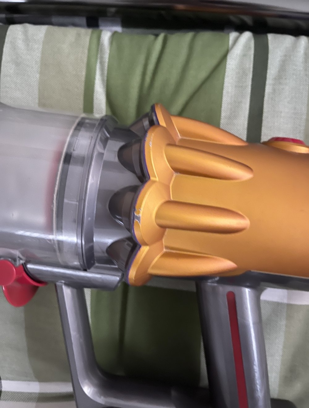 Dyson V12 Slim Apsolute Akkustaupsauger mit Lazerdüse