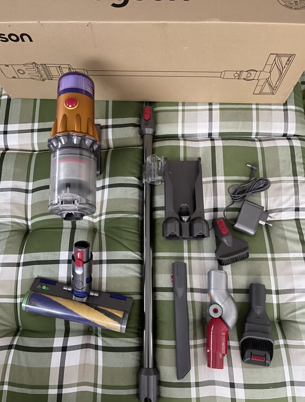 Dyson V12 Slim Apsolute Akkustaupsauger mit Lazerdüse