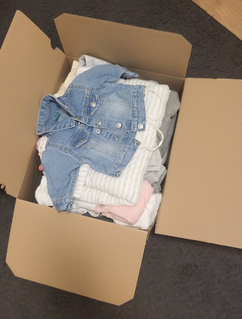 baby Kleidung gr 56