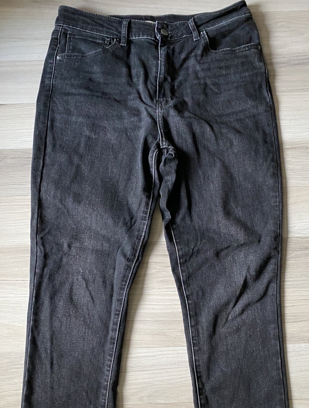 Levi’s Slim Fit Jeans