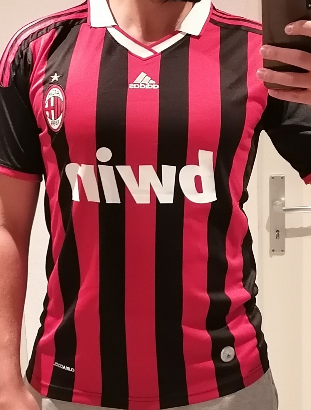 Rotes Adidas Ac Mailand Trikot Heim