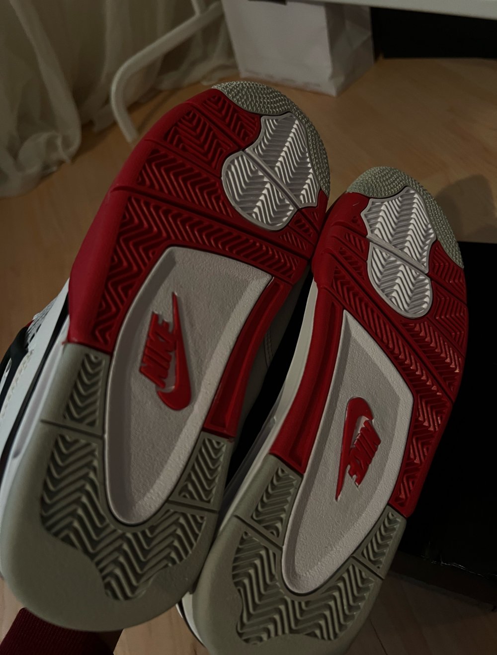 Jordan 4