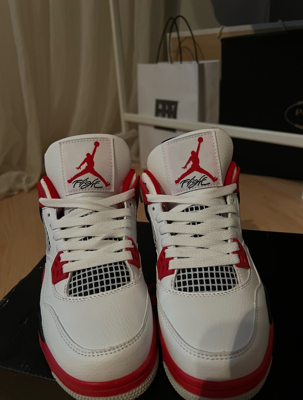 Jordan 4
