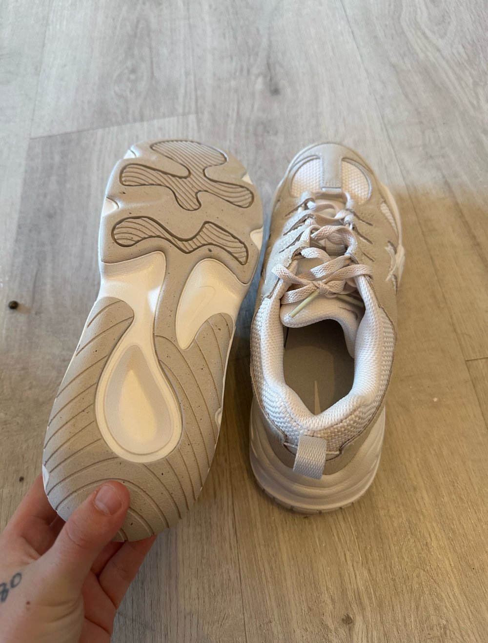 Nike tech hera