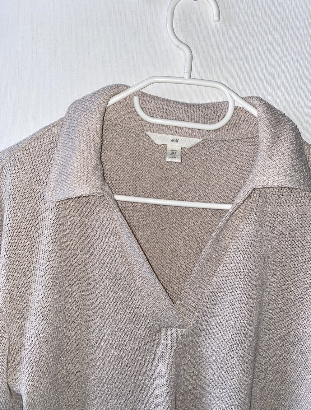 Beige Oberteil