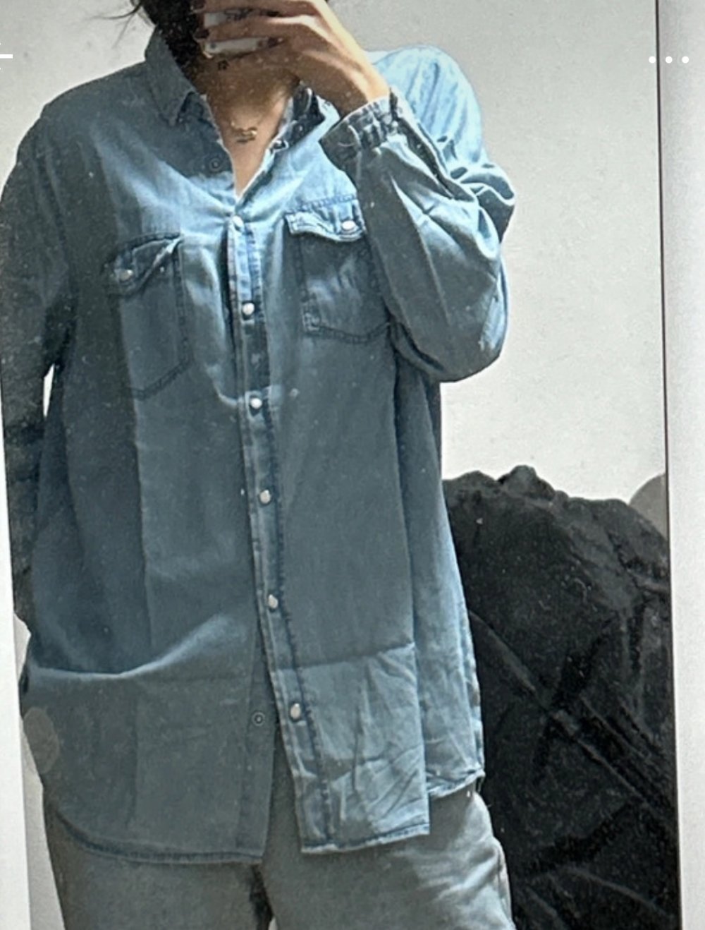 schönes oversized Jeans Hemd