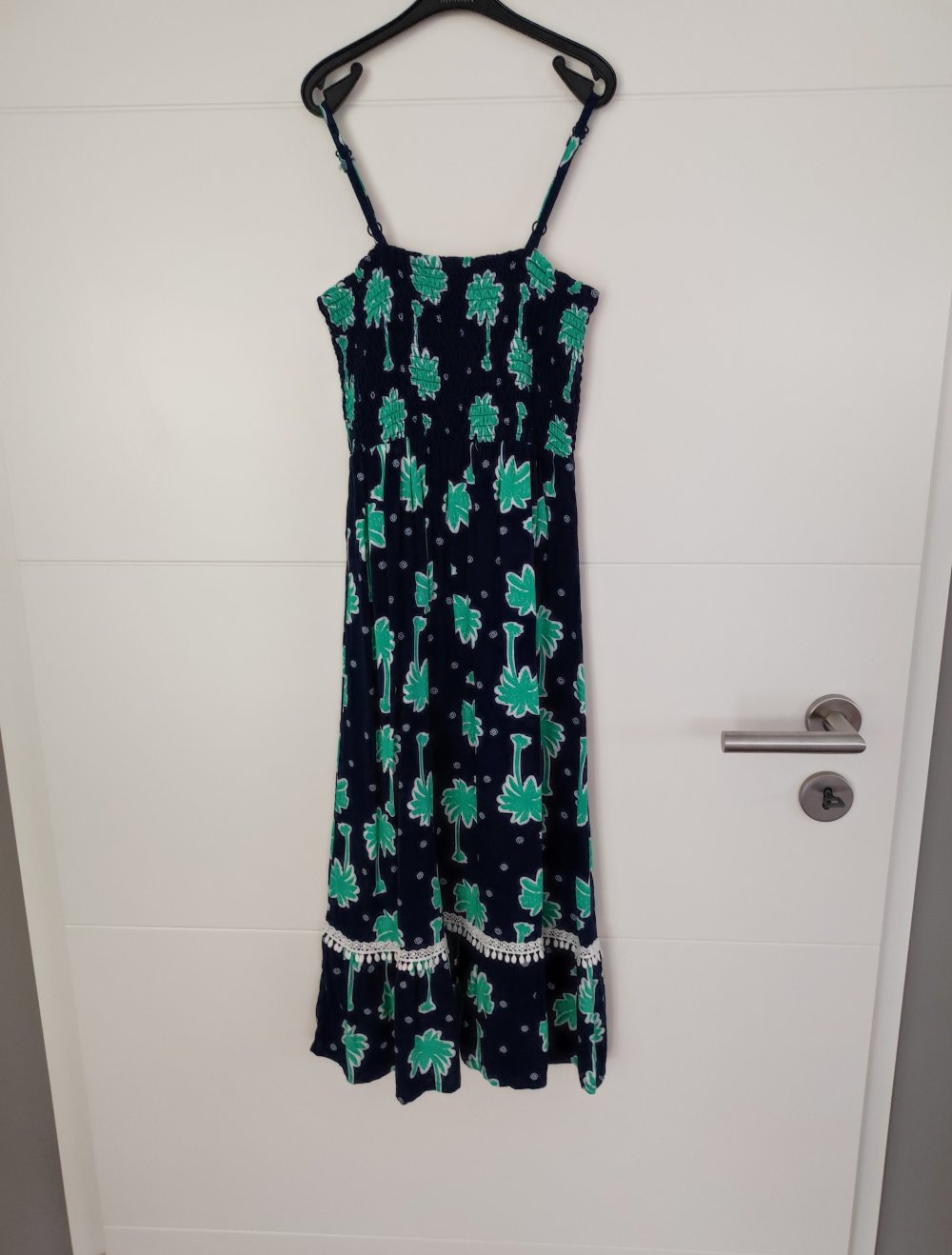 Kleid von S.Oliver Gr. 140