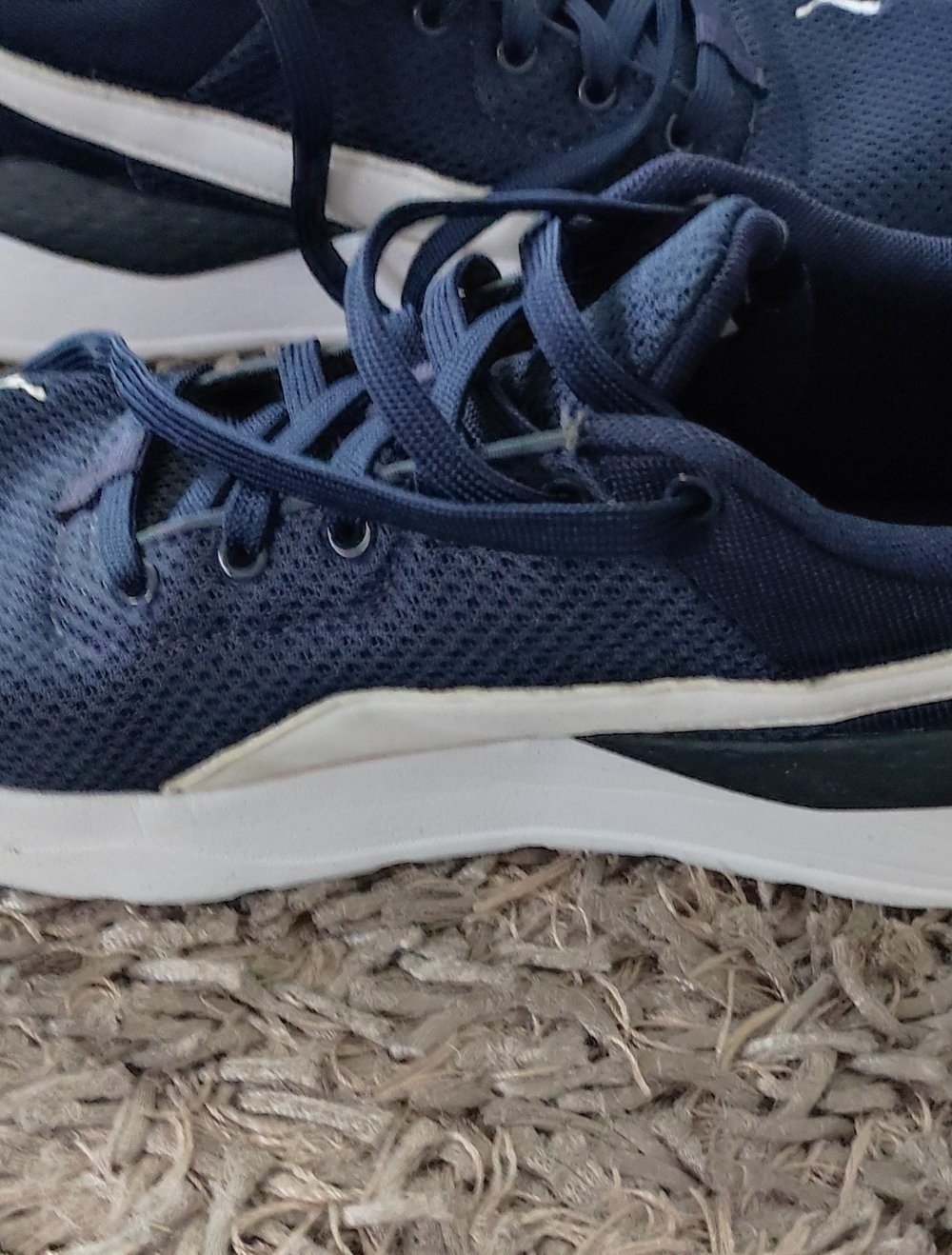 Sportschuhe Gr. 39