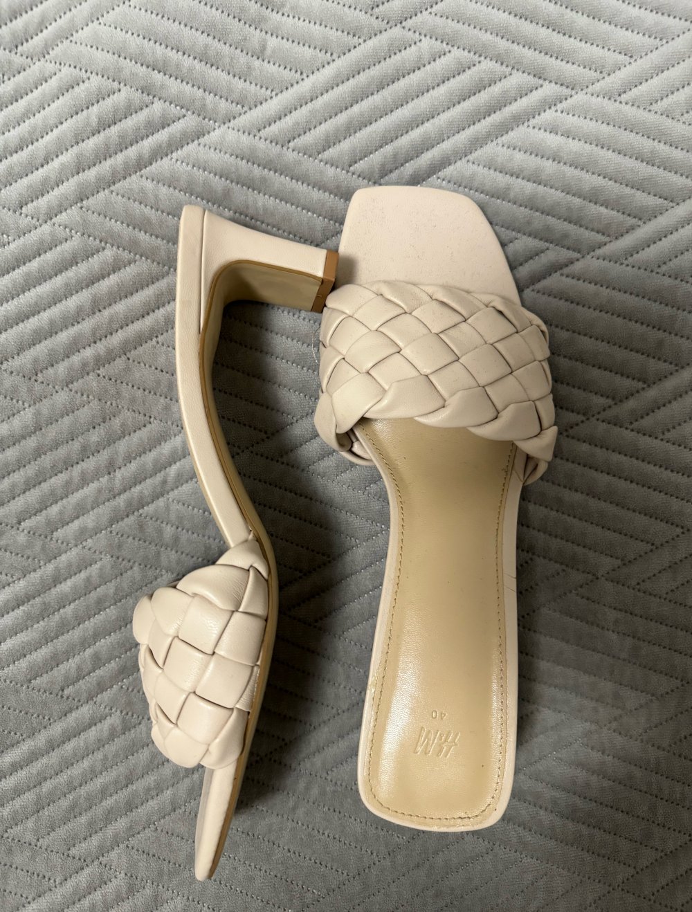 Sandalen mit Absatz