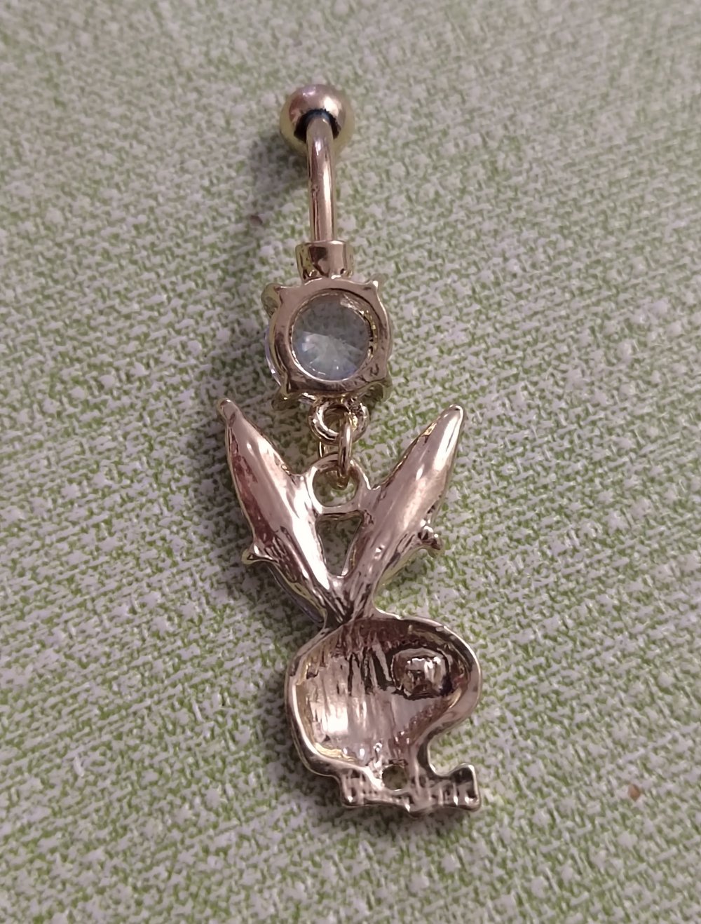 Bauchnabelpiercing playboy