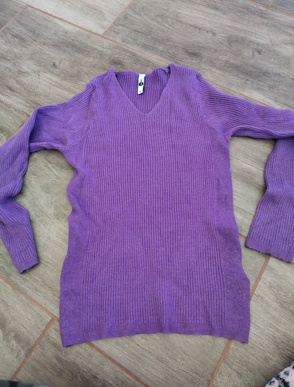 V Ausschnitt pullover