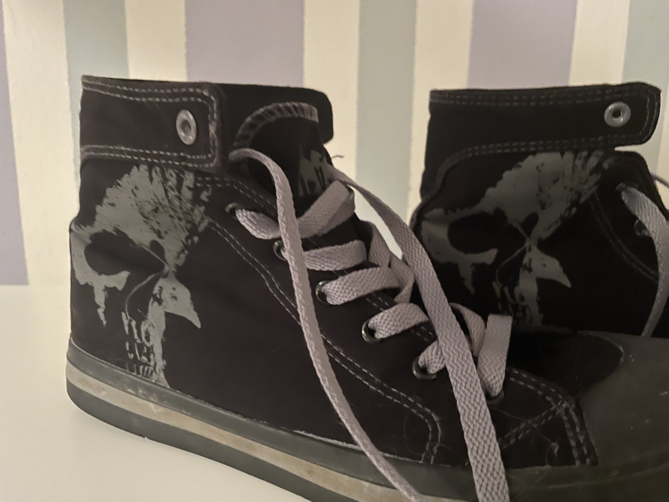 EMP Sneaker