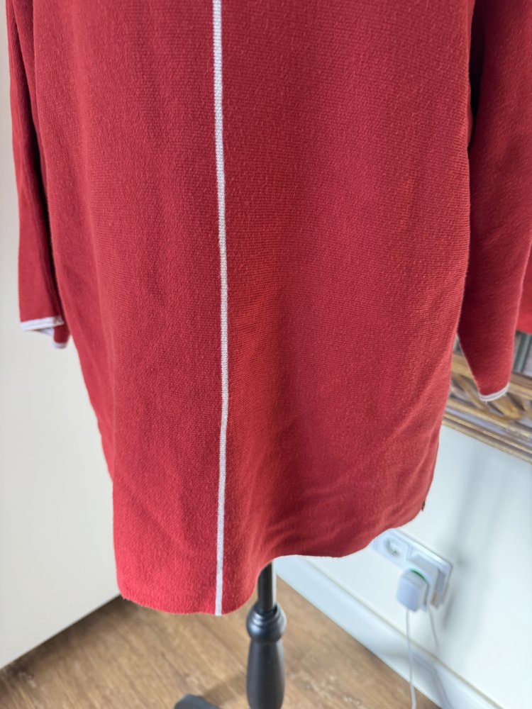 Pullover mit 3/4 Arm und U-Boot-Ausschnitt