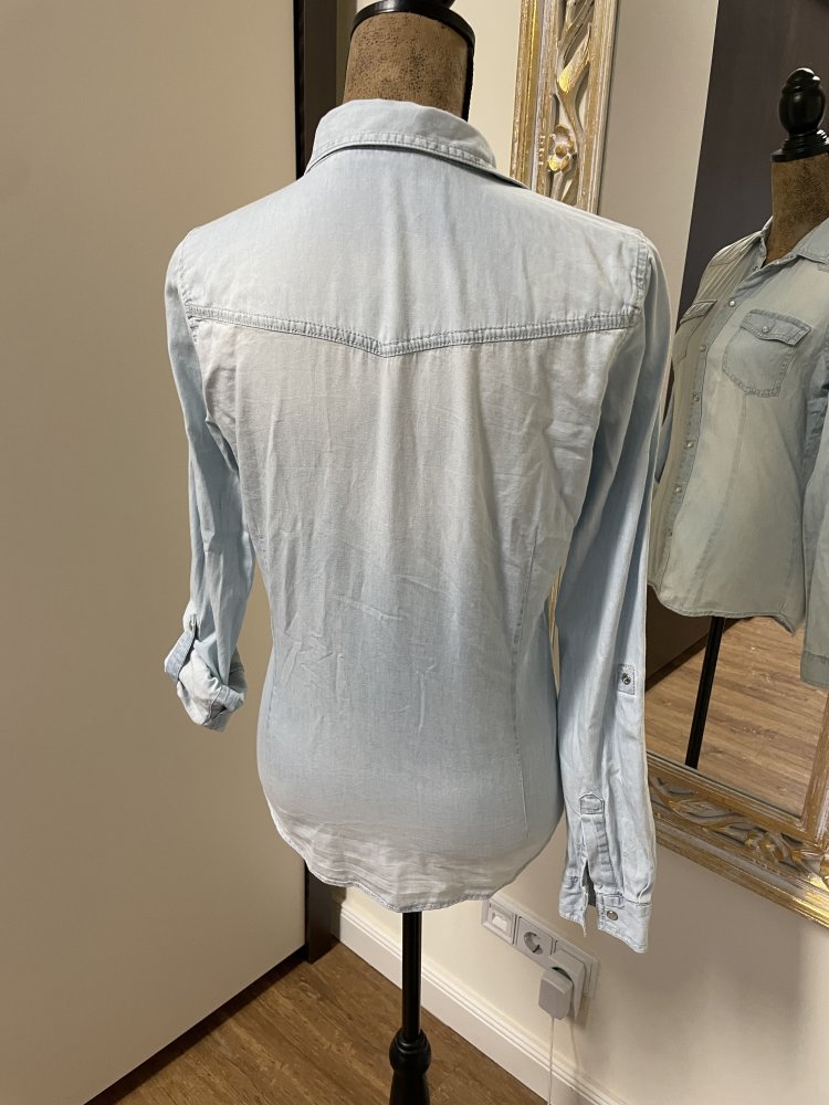 Jeanshemd / Jeansbluse / Jeansjacke ONLY mit heller Waschung