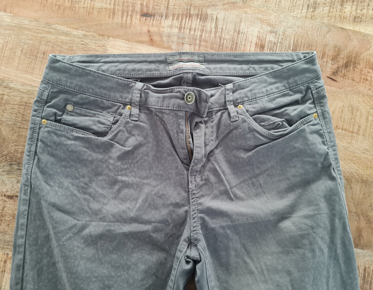 Grau gepunktete Hose Esprit Gr. 38 L 32