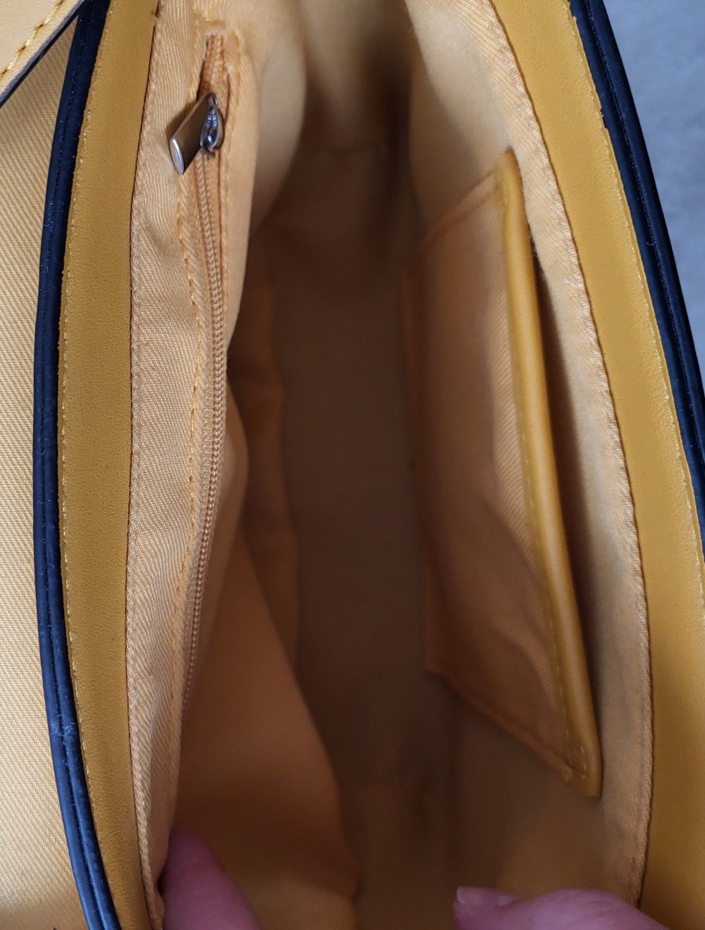 Gelbe Umhängetasche Cross Bag