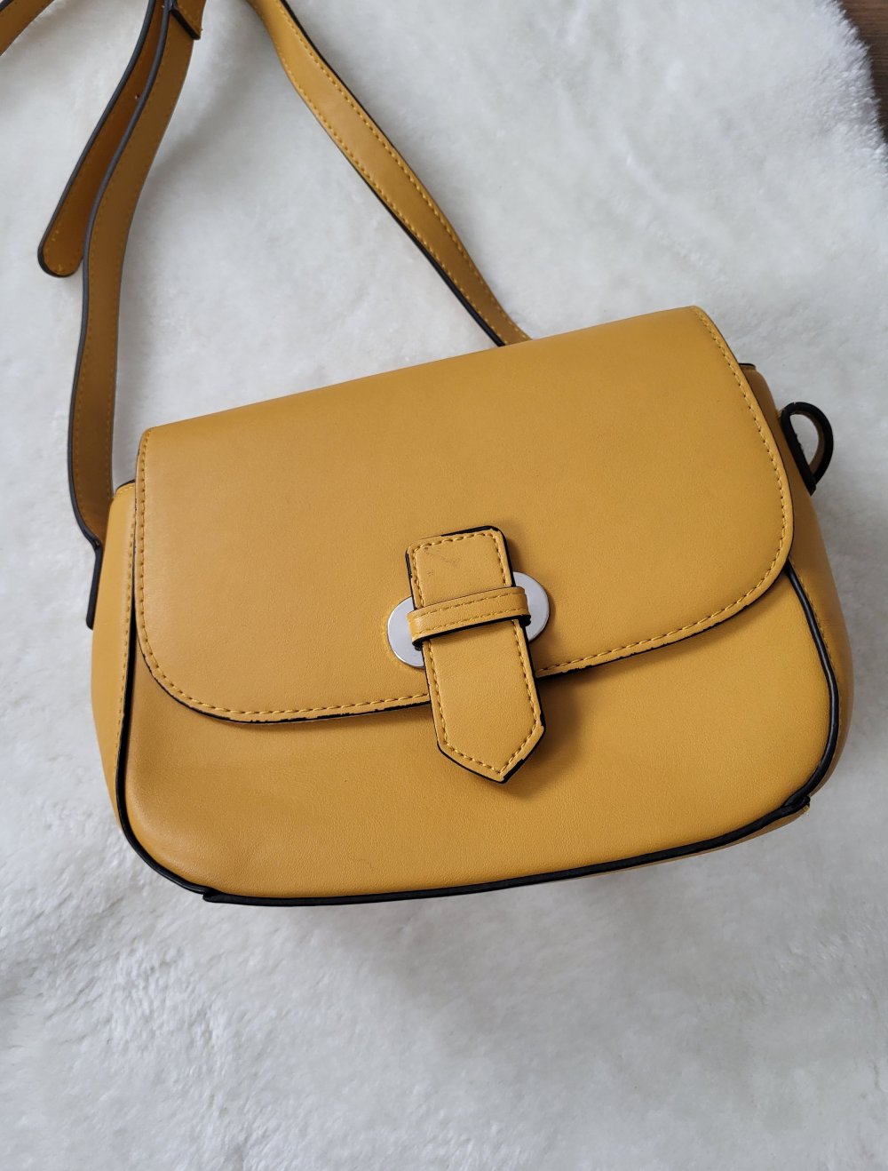 Gelbe Umhängetasche Cross Bag