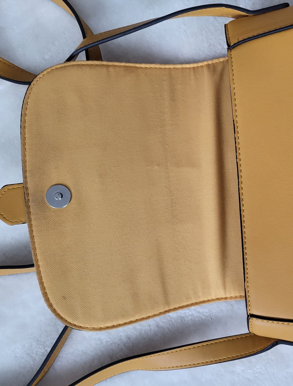 Gelbe Umhängetasche Cross Bag