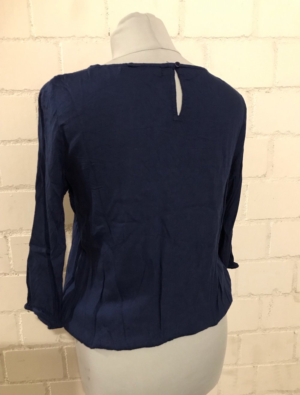 Bluse mit Lochmuster