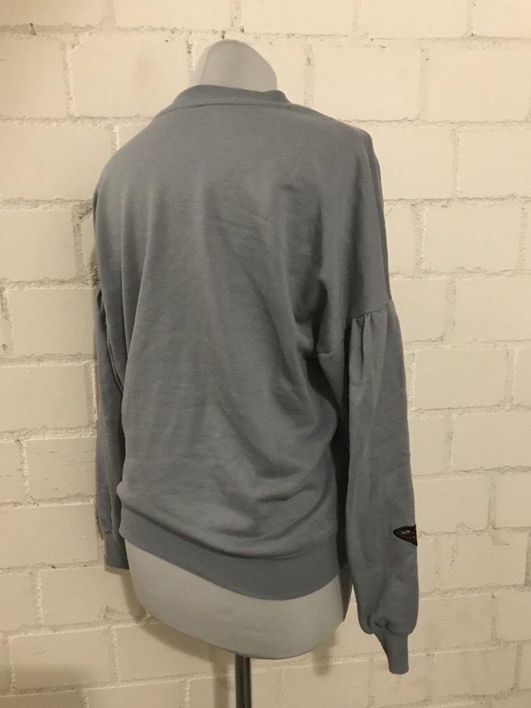 Pullover mit Stickerei