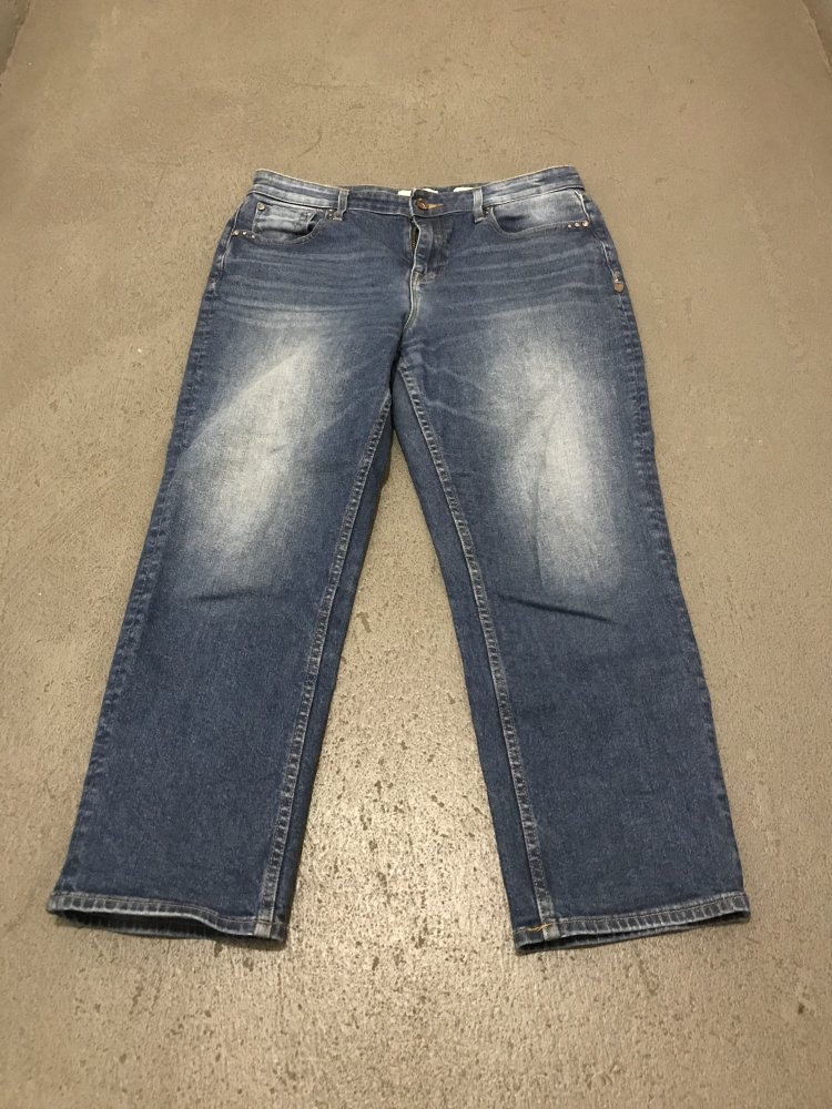 Ankle Jeans