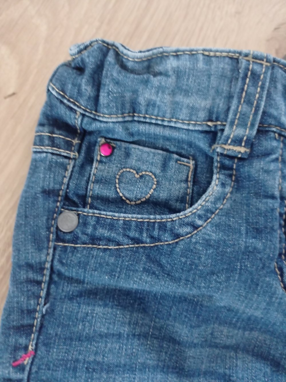 Jeans mit schönen Details 