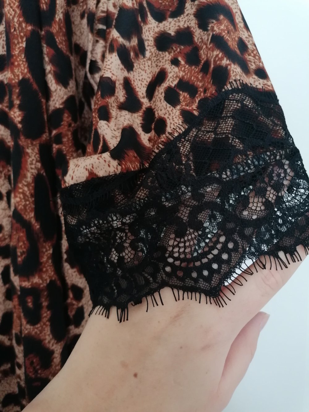 Morgenmantel mit Leoprint 