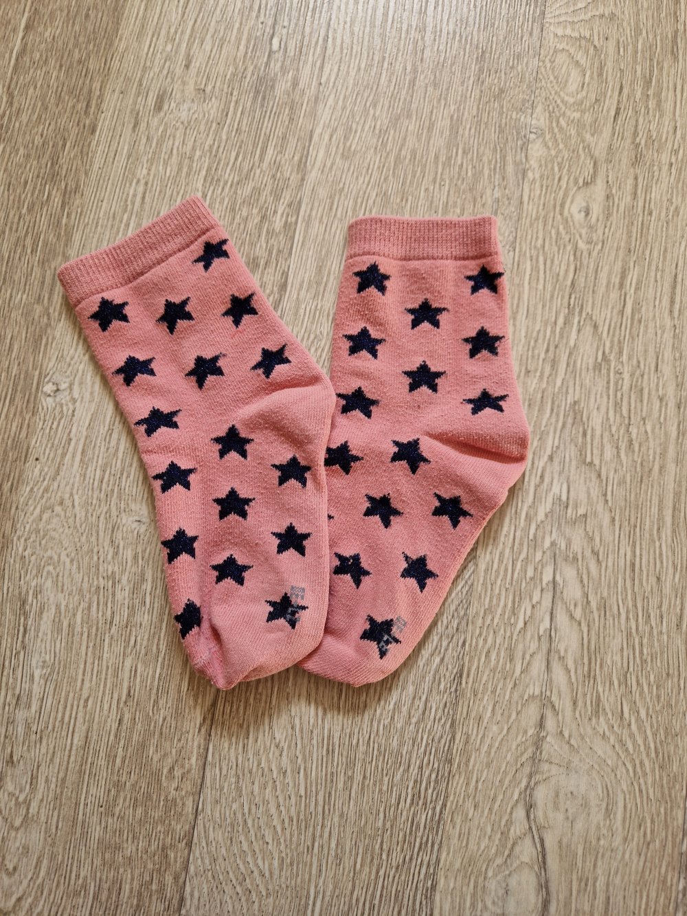 Socken Strümpfe mit Stern Größe 27-30