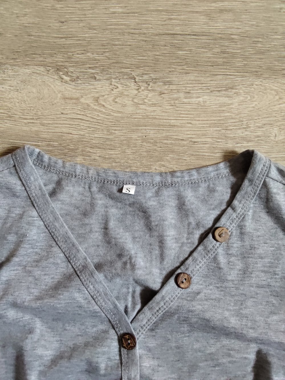 *Ungetragenes* Kleid mit Kordelzug 