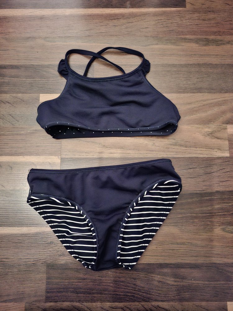 Bikini mit Punkten und Streifen  Größe 122 / 128