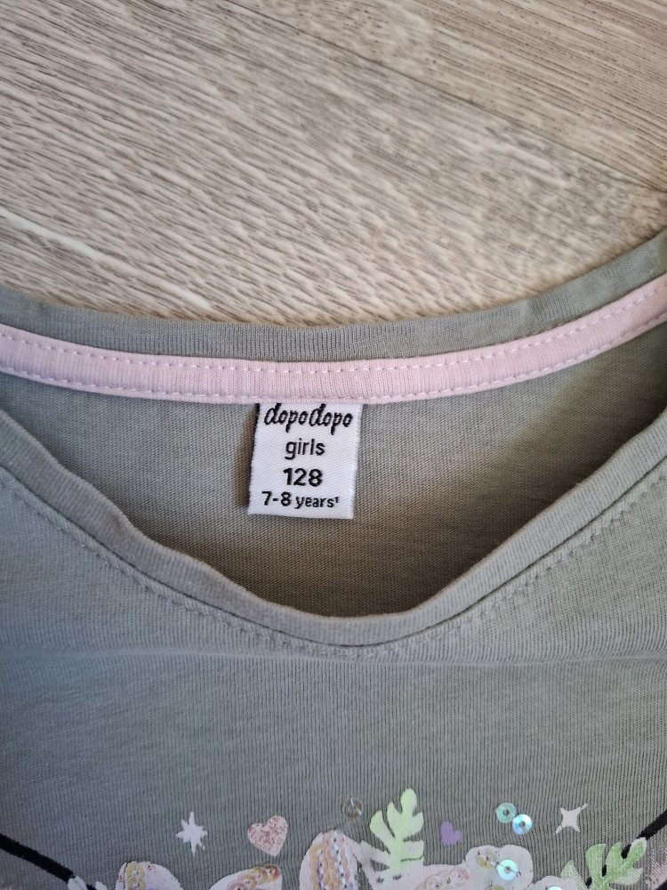 Süßes Langarmshirt mit Katzengesicht 