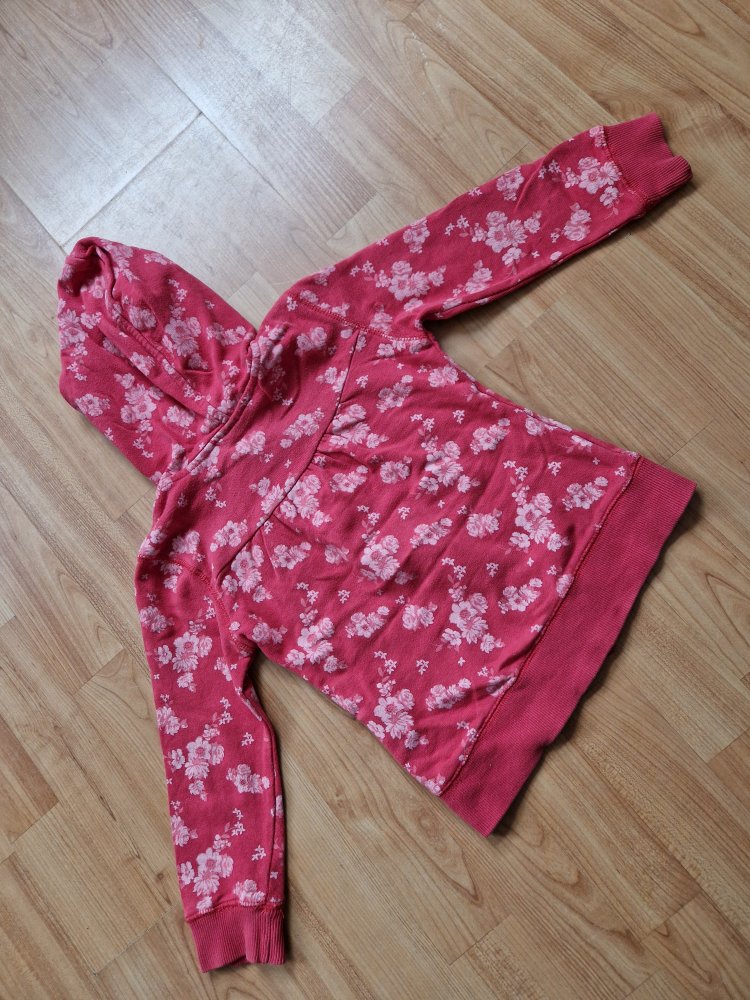 Sweatjacke mit Blumen 