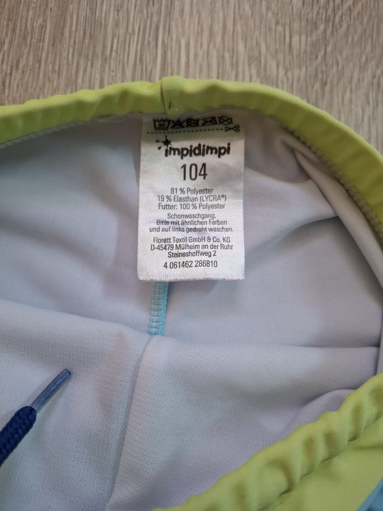 Badehose mit Hai