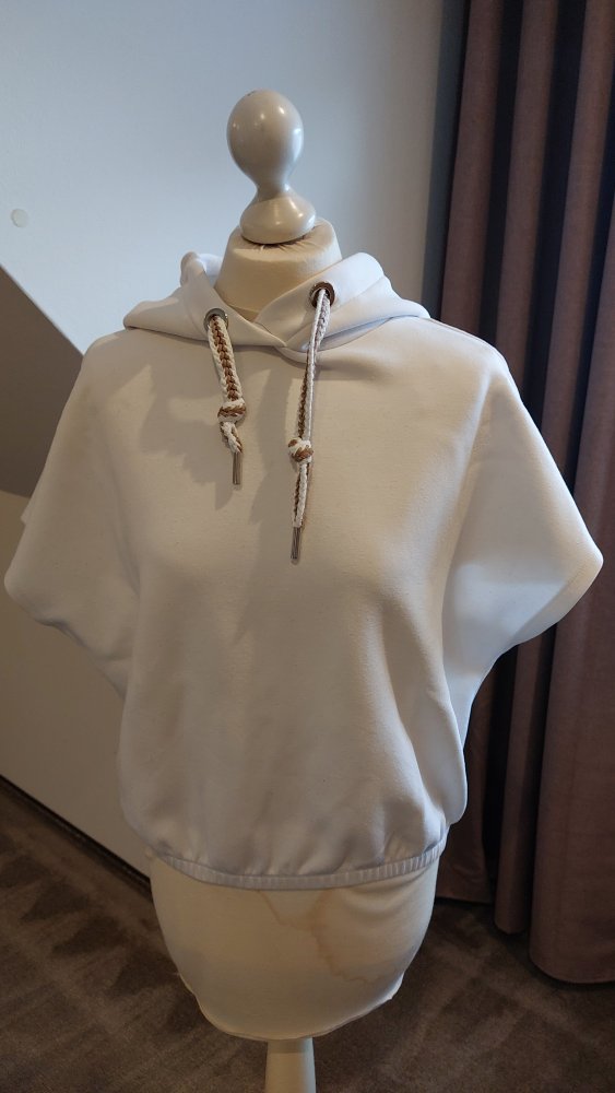 Hoody kurzarm mit Kapuze