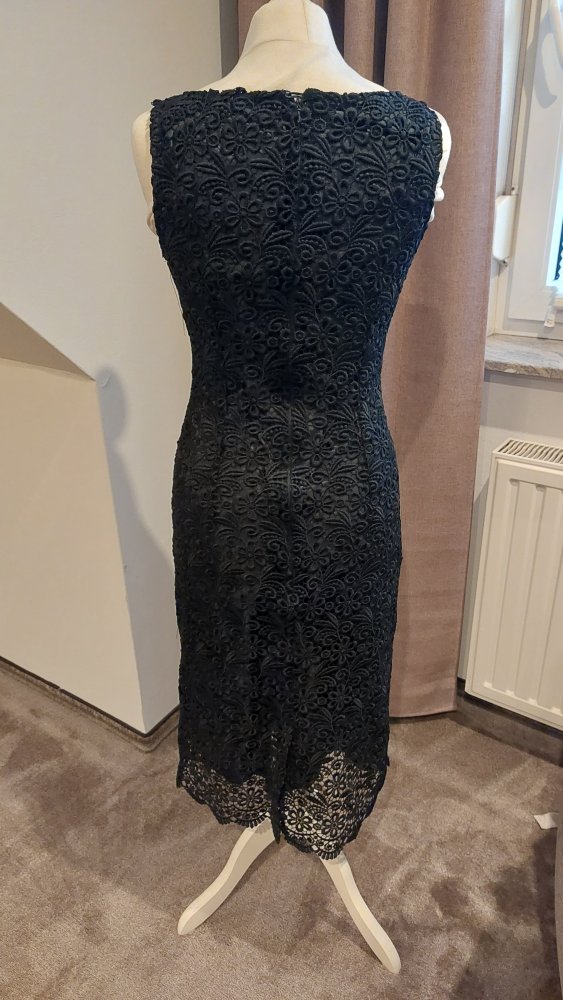 Wunderschönes Abendkleid, Etuikleid