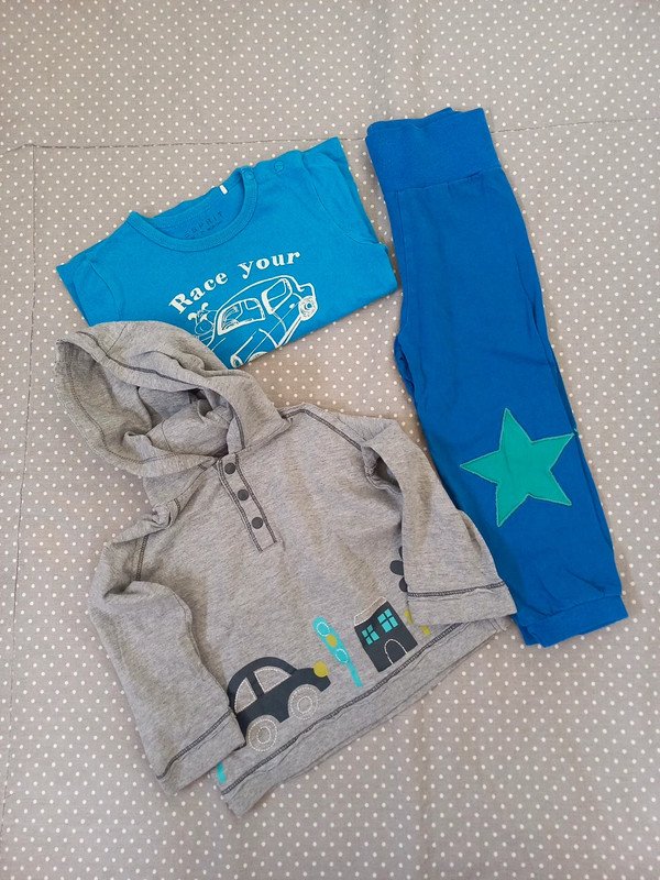 Baby Paket Jungs Gr 86, Vertbaudet, Sanetta, Esprit, Jogger, Hoodie, Shirt