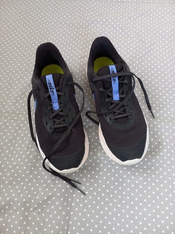 Nike Sneaker Gr 38, Damen, 5.5, Mädchen, Running, schwarz, Sportschuhe, Turnschuhe