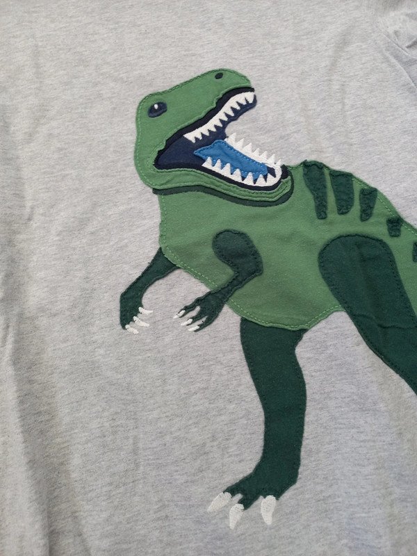 Mini Boden Shirt Gr 146/152, Junge, Dinosaurier Applikation, grau, Kurzarm, Sommer