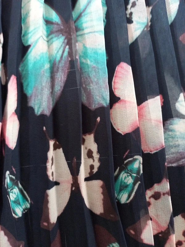 H&M Kleid Gr 122, Mädchen, Sommer, Frühling, Hängerchen, Falten, festlich