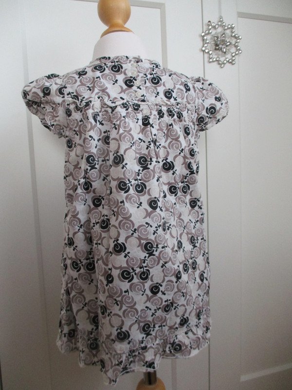 Mexx Kleid Gr 86, Mädchen, festlich, Frühling, Sommer, Baby, floral grau Boho skandi Rüsche