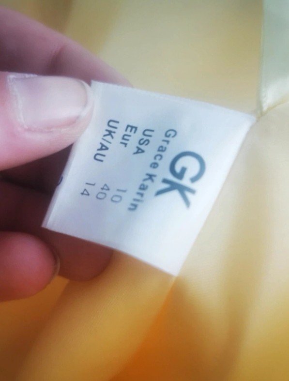 Gelbes Kleid