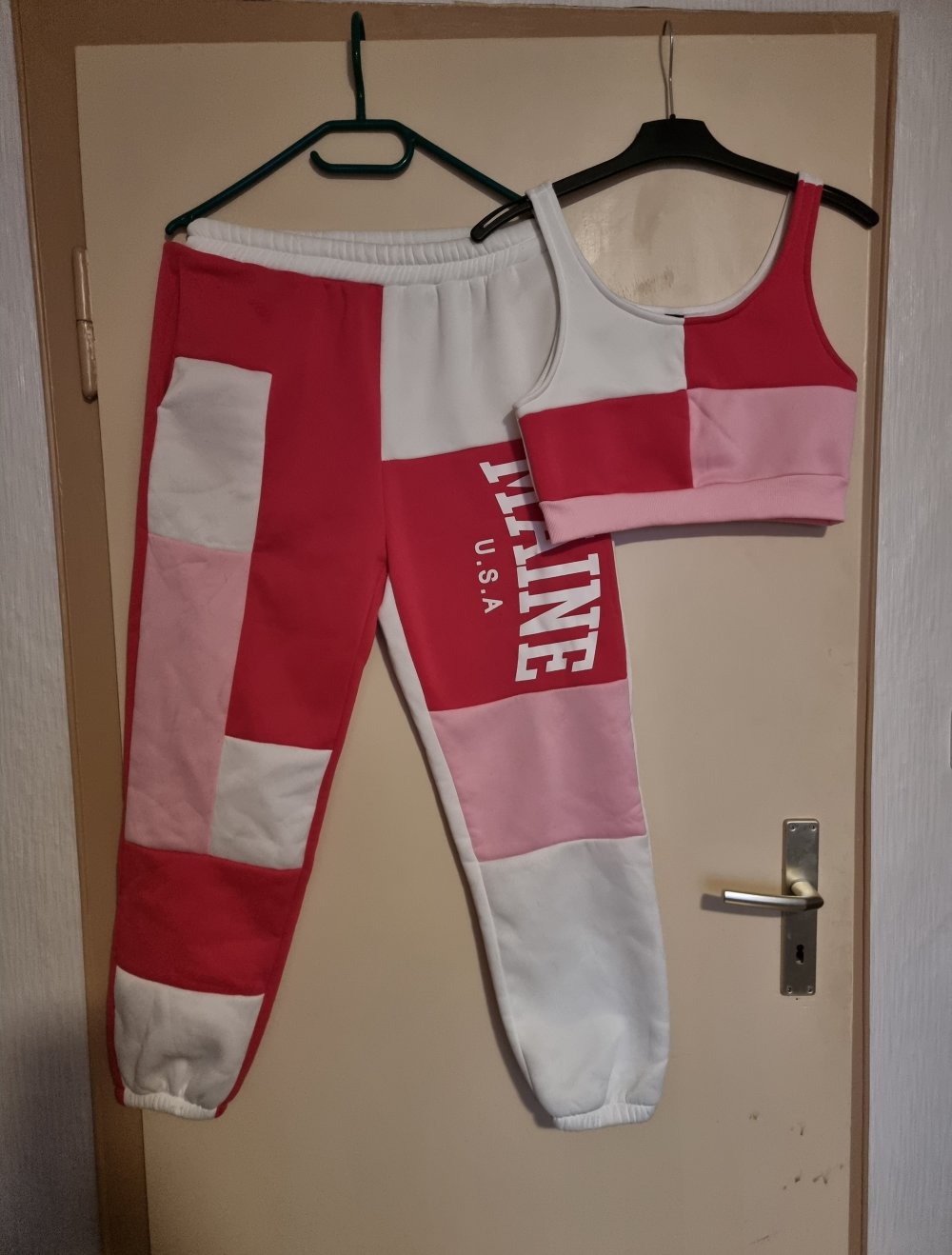 Jogginghosen und Sport BH 2in1-SET gr M