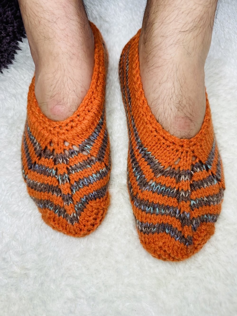 Schöne Herren Hausschuhe Socken Strick Stricksocken Handgefertigt 40-42 Neu