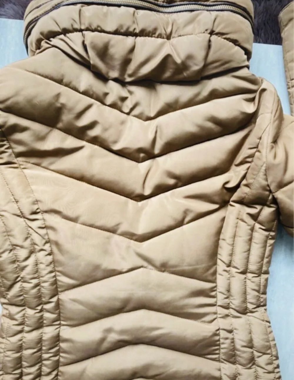 Schöne Steppjacke Jacke Gesteppt Übergangsjacke Kunstfell Fellkragen Zara Basic