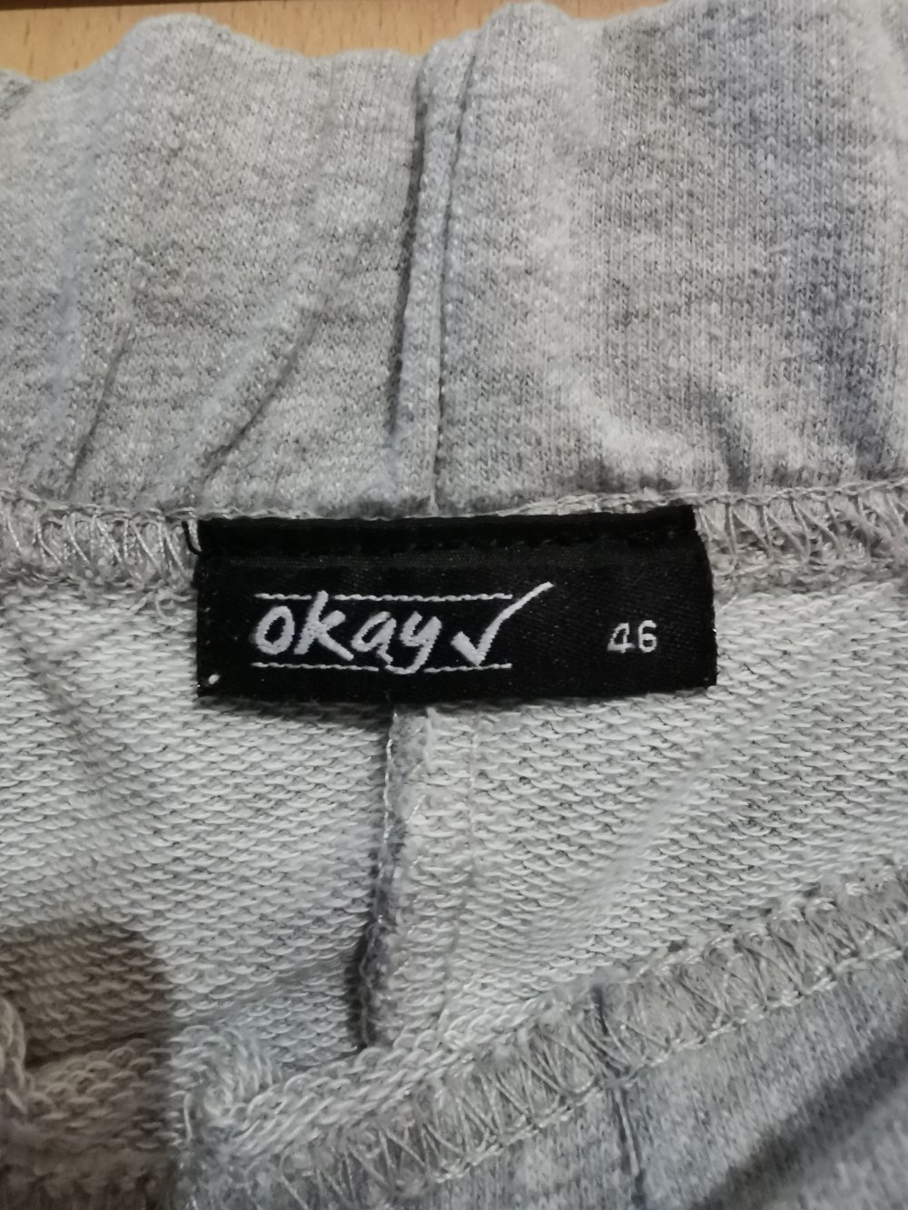 graue Sweathose (Gr. 46)