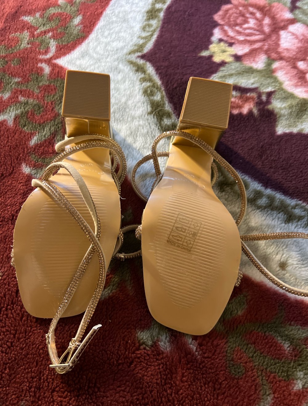 Damen Pumps Gold 36 Cuccoo
