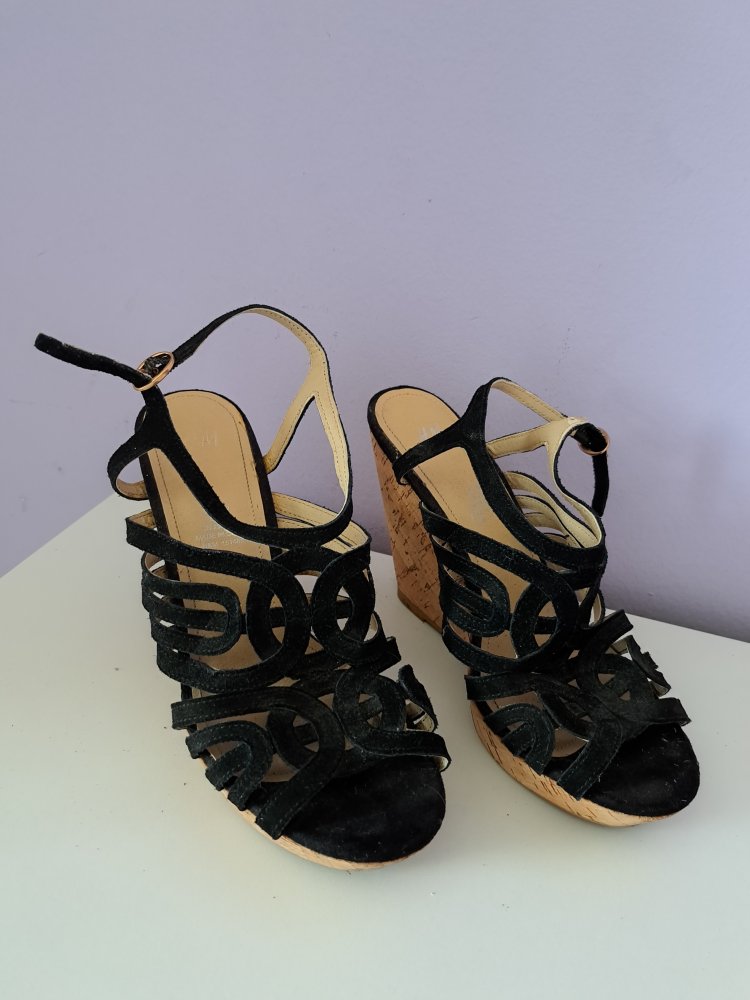  H&M Wegdes Gr. 37 Sandalen Keilabsatz Schuhe