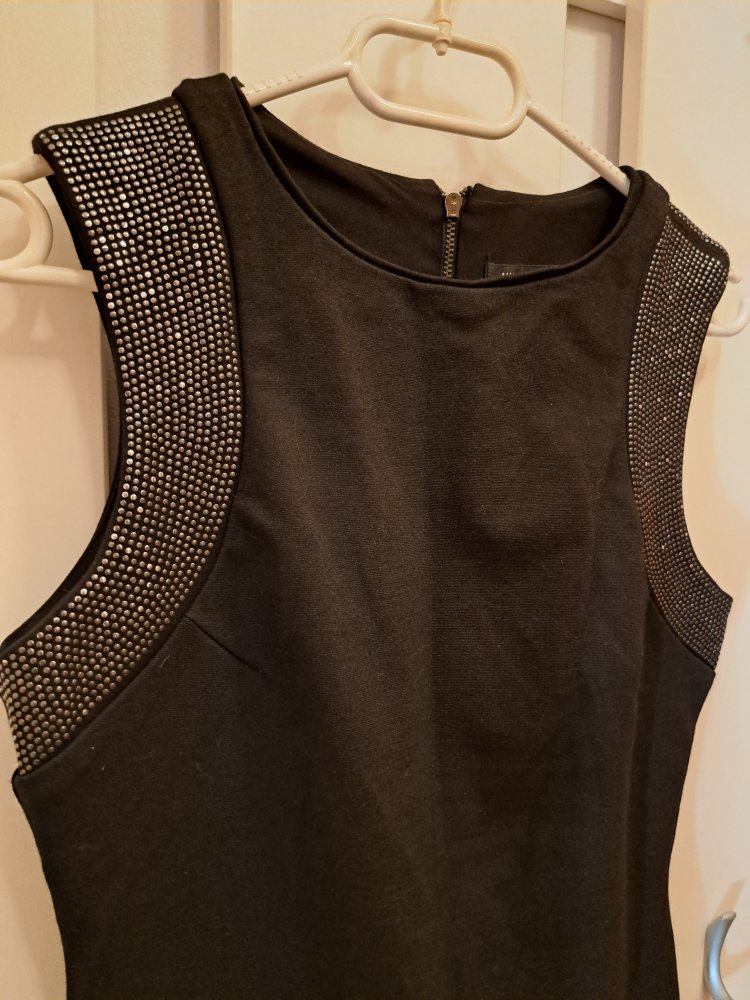Mango Etuikleid Gr. S Strass
